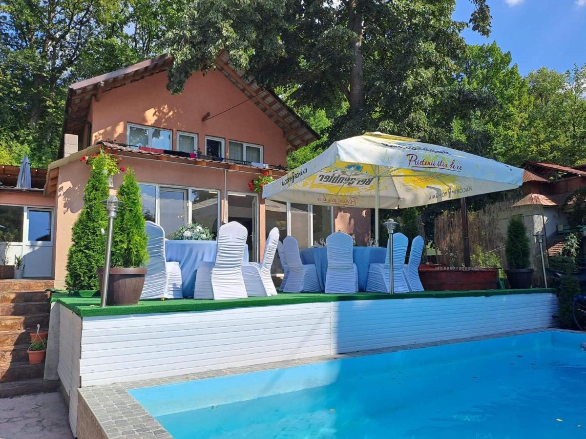 Ieşelniţa Casa De Vacanta Emd מראה חיצוני תמונה