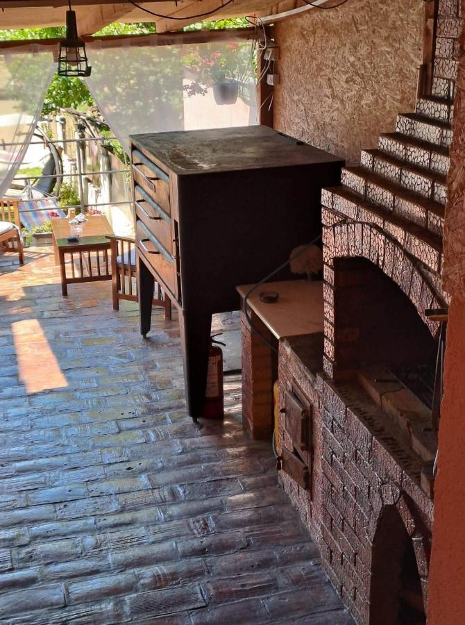 Ieşelniţa Casa De Vacanta Emd מראה חיצוני תמונה